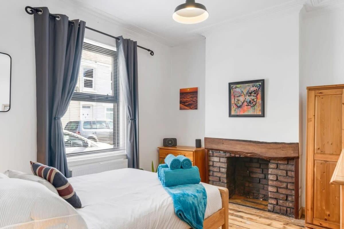 فيلا Stylish House W Free Parking Nr Exeter Centre المظهر الخارجي الصورة